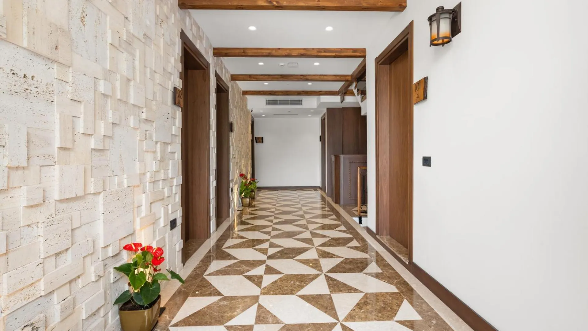 Grandview Hotel Berat 0*,  Albanië